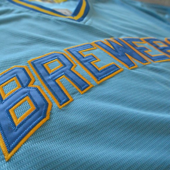 Brand NEW Milwaukee Brewers #44 Hank Aaron Jersey Size Men's X-Large - Picture 4 of 10